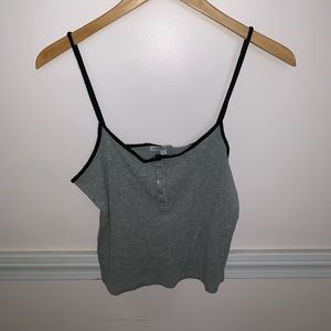 gray tank top